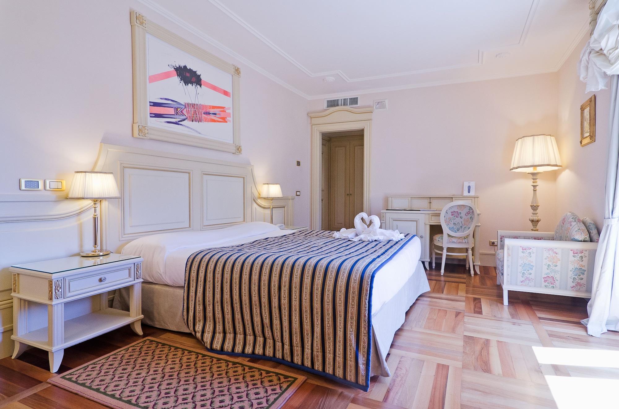 Hotel De Paris Sanremo Bagian luar foto