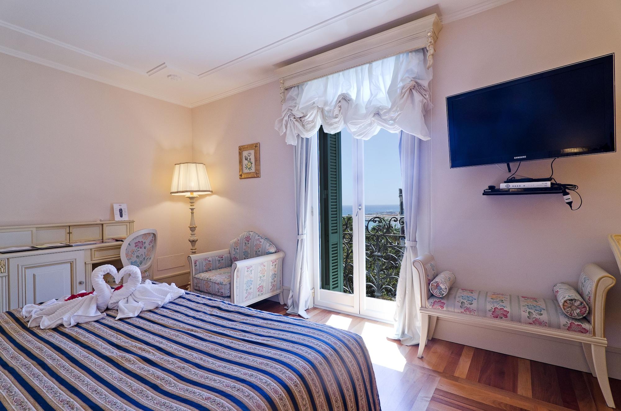 Hotel De Paris Sanremo Bagian luar foto