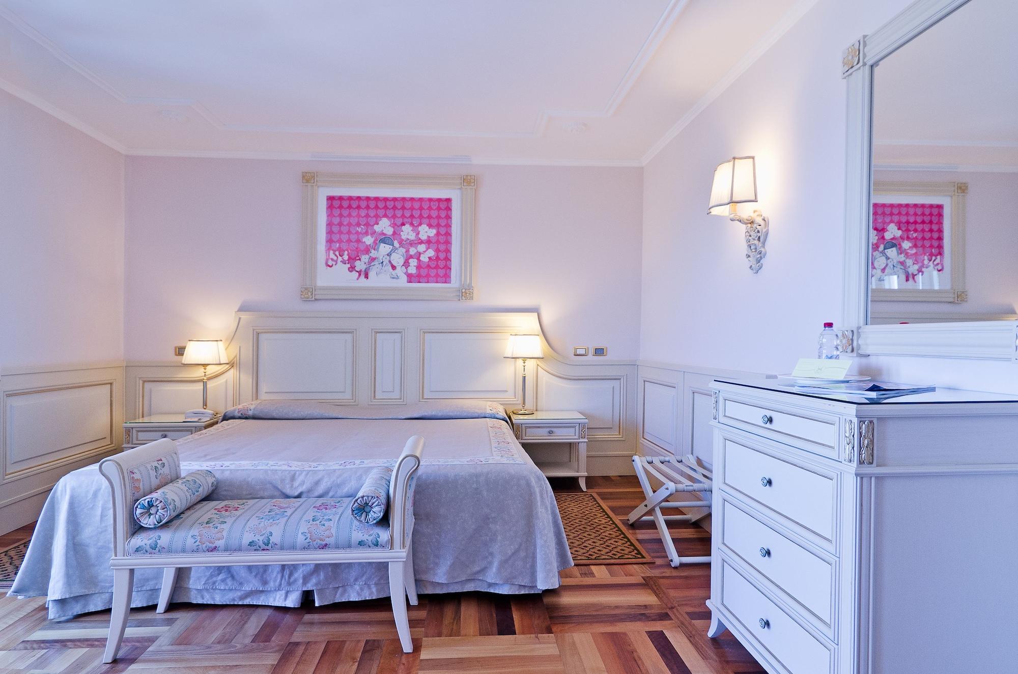 Hotel De Paris Sanremo Bagian luar foto