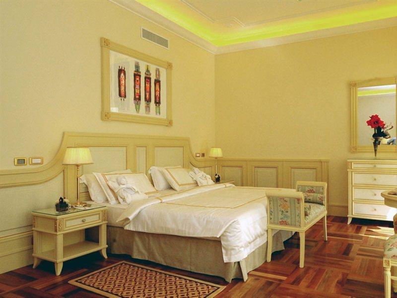 Hotel De Paris Sanremo Bagian luar foto