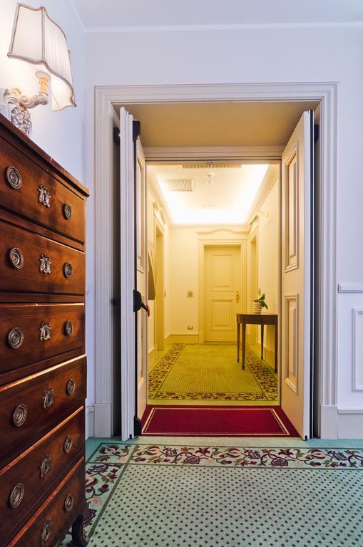 Hotel De Paris Sanremo Bagian luar foto